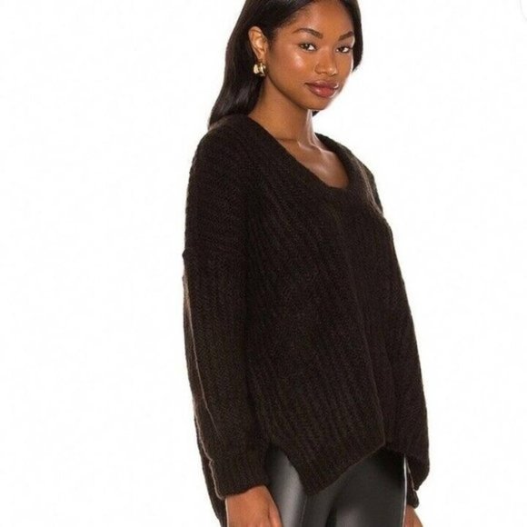 FREE PEOPLE Blue Bell Oversized Sweater Soft Knit - Medium Black NWT - Picture 3 of 4
